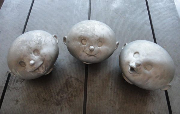 Galvanic prototype moulds for heads of theme part figurine